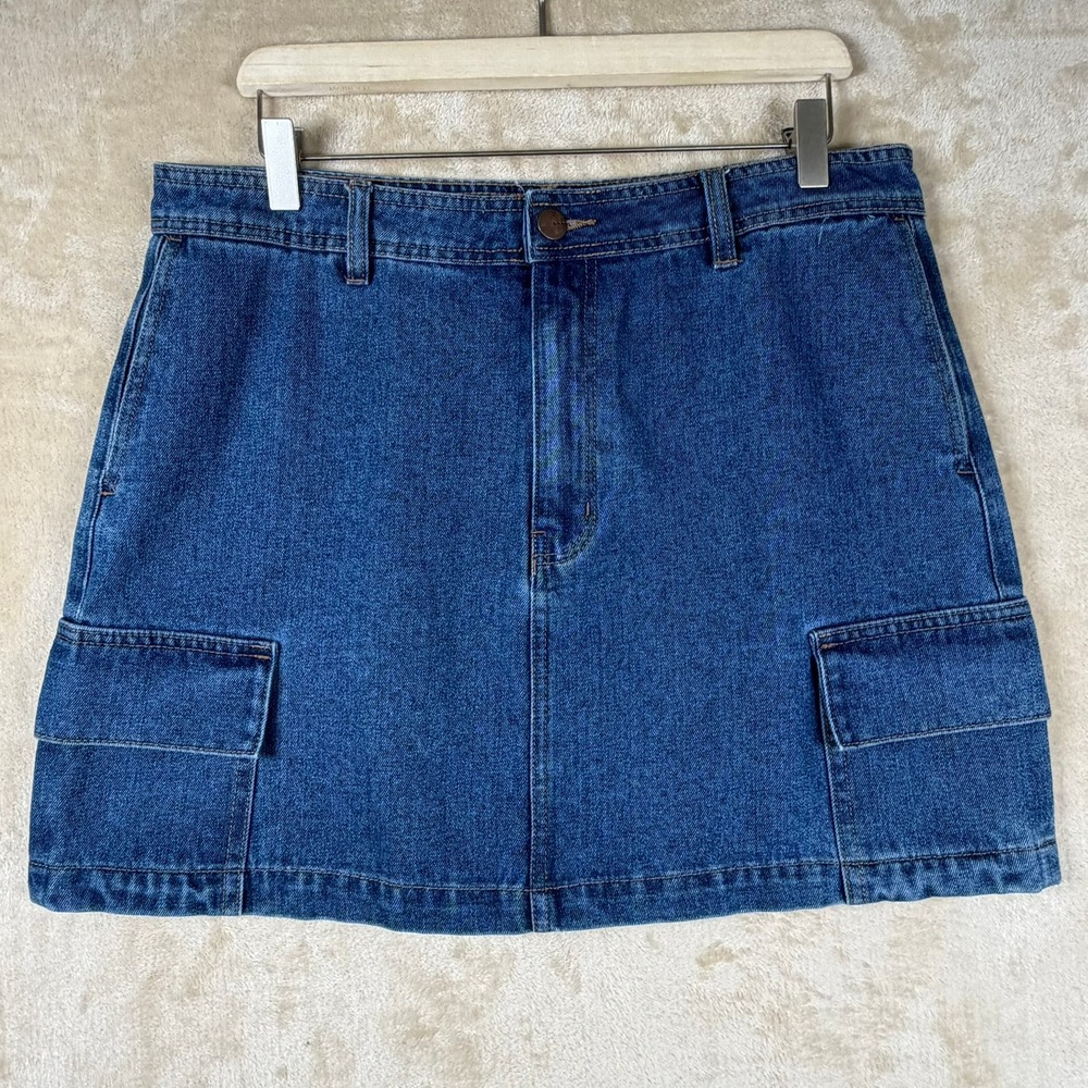 tgla Women Blue Denim Cargo Mini Skirt Medium Wash Size Large Utility Y2K